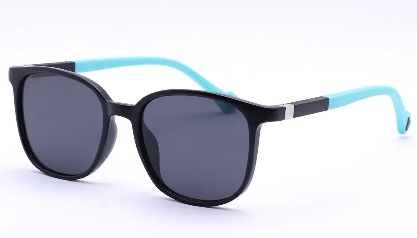 نظارة شمس أطفال خامة تي ار مع عدسات بلوريزد للحماية من اشعة الشمس فوق البنفسجية ( لون اسود × اخضر )